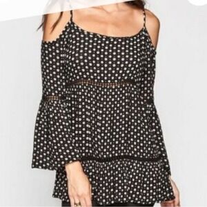 PATRONS‎ OF PEACE Cold Shoulder Shirt Womens Small BOHO Ditsy Cottage Festival